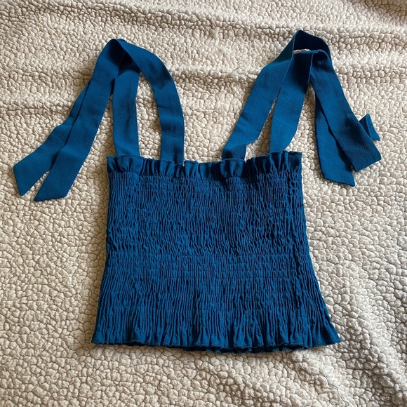 Crop Top!! - Picture 1 of 2